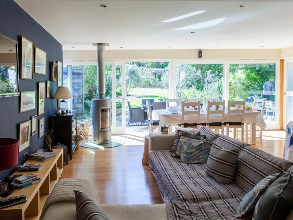 Birch House 5*